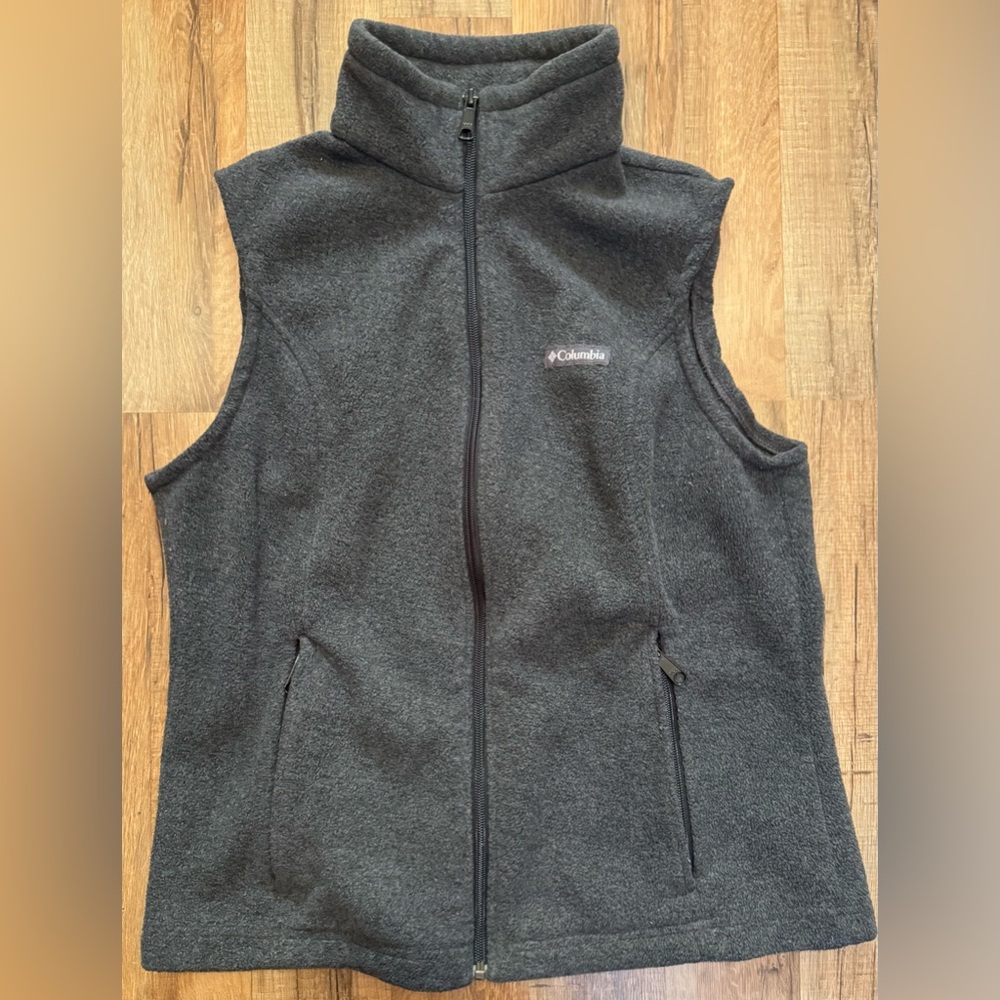 Columbia Charcoal Fleece Outerwear